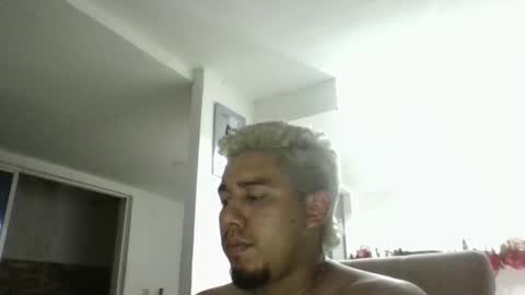 Snapshot of pocahot2512 chatting on 12-20-25, 11:23 pocahot2512 online show from 12-20-25, 11:23