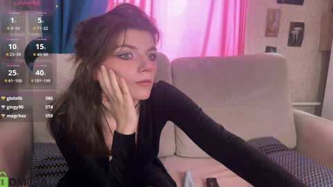 Snapshot of pocket_lovers chatting on 04-26-26, 05:49 Cute Sofia and Handsome Richy online show from 04-26-26, 05:49