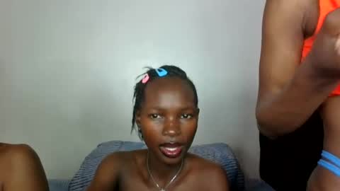 pocket doll online show from 07-18-26, 08:29