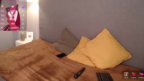  Luna  online show from 03-10-25, 03:52