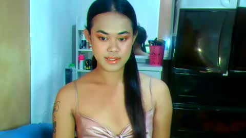Snapshot of pokwang4you chatting on 05-19-26, 05:41 pokwang4you online show from 05-19-26, 05:41