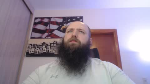 Bear online show from 09-10-25, 02:55