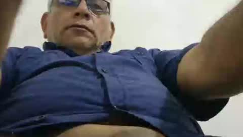 poli online show from 04-18-26, 07:18