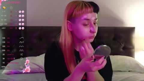 Candytrain online show from 11-21-25, 10:58