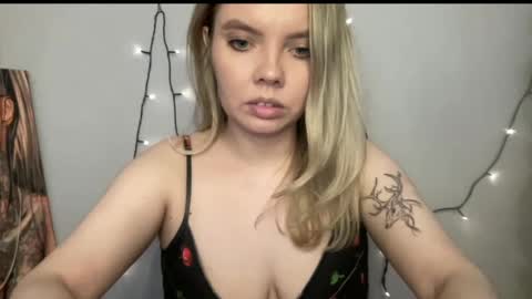 Snapshot of polinajones chatting on 12-15-24, 09:13 PolinaJones online show from 12-15-24, 09:13