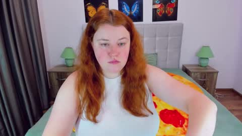 Snapshot of polinasallivan chatting on 01-15-25, 11:00 Polina online show from 01-15-25, 11:00