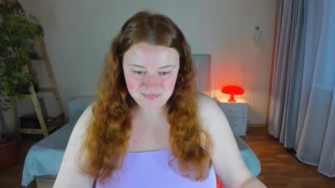 Snapshot of polinasallivan chatting on 09-24-25, 02:53 Polina online show from 09-24-25, 02:53