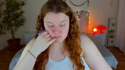 Snapshot of polinasallivan chatting on 01-13-26, 08:36 Polina online show from 01-13-26, 08:36