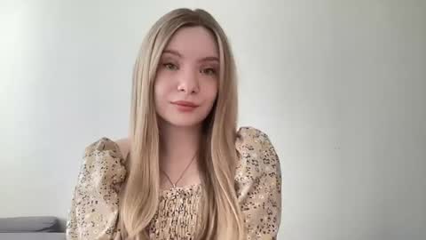 Snapshot of polishangel222 chatting on 06-17-26, 09:45 polishangel222 online show from 06-17-26, 09:45