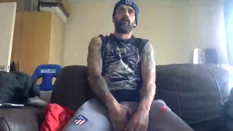 Snapshot of polla101 chatting on 04-27-26, 01:42 aquiles online show from 04-27-26, 01:42