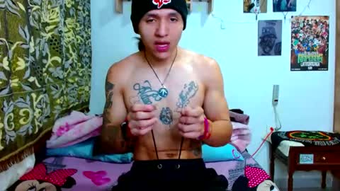 Gian online show from 02-18-25, 06:26