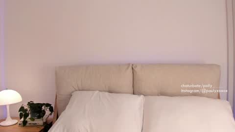 Polly online show from 01-24-25, 09:26