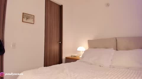 Polly online show from 02-23-25, 11:25