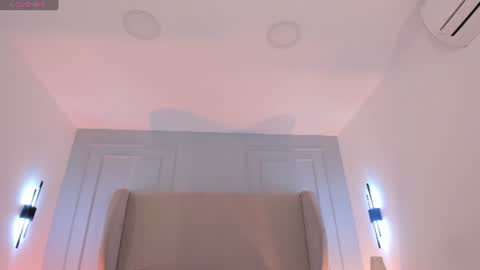 Snapshot of pollybabe_ chatting on 07-15-26, 08:14 POLLY online show from 07-15-26, 08:14