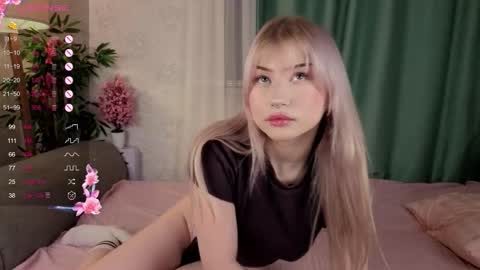 Snapshot of pollybun chatting on 10-03-25, 04:37 Anna online show from 10-03-25, 04:37