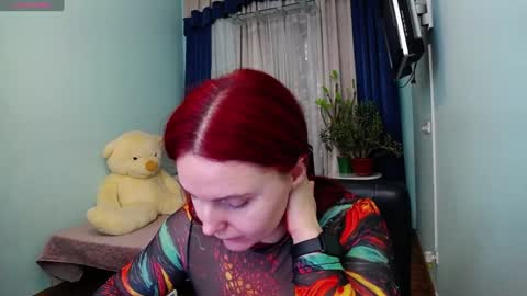 Snapshot of pollygreen chatting on 12-14-24, 07:51 Olivia online show from 12-14-24, 07:51