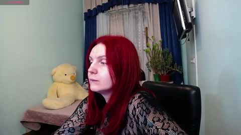 Snapshot of pollygreen chatting on 01-07-25, 08:24 Olivia online show from 01-07-25, 08:24