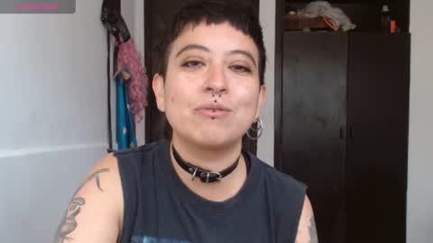 Snapshot of poly_mer chatting on 12-05-24, 01:38 Poly online show from 12-05-24, 01:38