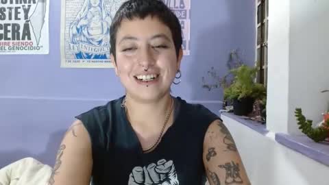 Snapshot of poly_mer chatting on 01-07-25, 02:31 Poly online show from 01-07-25, 02:31