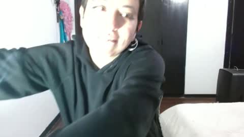 Snapshot of poly_mer chatting on 02-04-25, 04:05 Poly online show from 02-04-25, 04:05