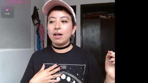 Snapshot of poly_mer chatting on 02-05-25, 05:53 Poly online show from 02-05-25, 05:53