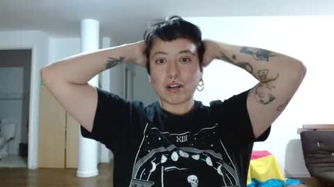 Poly online show from 12-16-25, 12:26