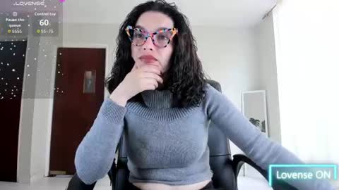 paulina barnett online show from 06-26-26, 03:05