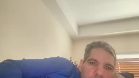 Snapshot of ponchynyc chatting on 11-05-25, 04:07 PONCH online show from 11-05-25, 04:07