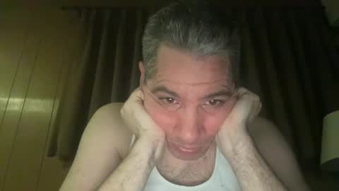 Snapshot of ponchynyc chatting on 12-14-25, 07:36 PONCH online show from 12-14-25, 07:36