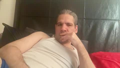 Snapshot of ponchynyc chatting on 01-12-26, 08:14 PONCH online show from 01-12-26, 08:14