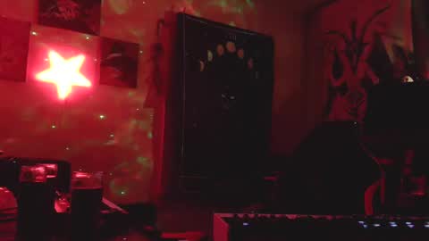 Snapshot of ponydaddy666 chatting on 02-02-26, 09:08 Rich online show from 02-02-26, 09:08