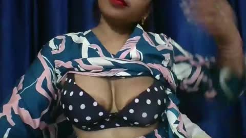 poojalady online show from 06-24-26, 03:33