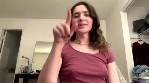 Snapshot of pookiewolf chatting on 01-05-26, 08:56 FluffyPup online show from 01-05-26, 08:56