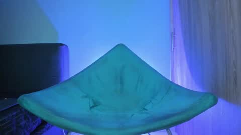 johnatan online show from 02-12-25, 02:35