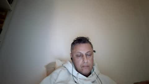 Snapshot of popsimoncam chatting on 08-02-26, 03:16 popsimoncam online show from 08-02-26, 03:16