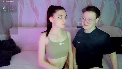 Ana and Tati online show from 12-04-25, 08:39