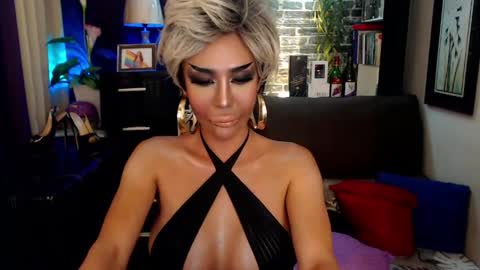 Snapshot of pornstardiva chatting on 04-08-26, 09:26 DivaGray online show from 04-08-26, 09:26