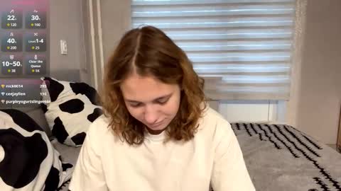 Snapshot of portiadunnuck chatting on 09-23-25, 05:43 Anna Vdovoch online show from 09-23-25, 05:43