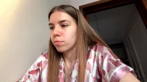 Eva online show from 06-05-26, 04:13
