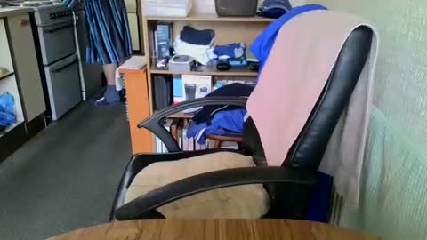 poshman65 online show from 02-19-26, 12:01