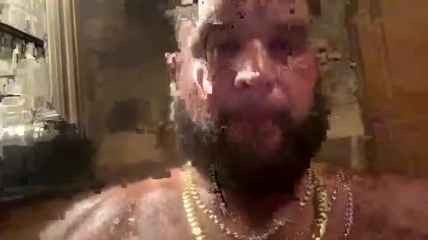 Snapshot of poundsquad305 chatting on 12-19-24, 04:56 poundsquad305 online show from 12-19-24, 04:56