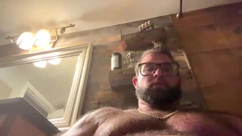 Snapshot of poundsquad305 chatting on 10-26-25, 03:56 poundsquad305 online show from 10-26-25, 03:56