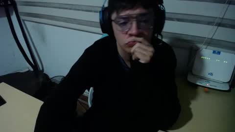 powerfulzeus2 online show from 12-01-25, 02:16