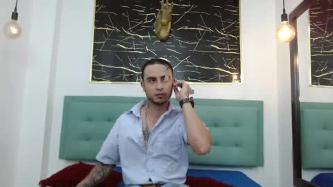   online show from 05-05-26, 03:47