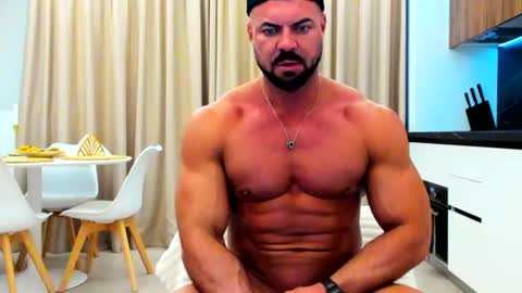 powership_hotmuscle online show from 06-12-26, 05:56