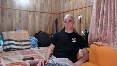 chris independent  online show from 02-18-25, 04:04