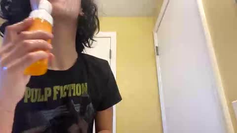 pr3ttynperla online show from 11-18-25, 06:12