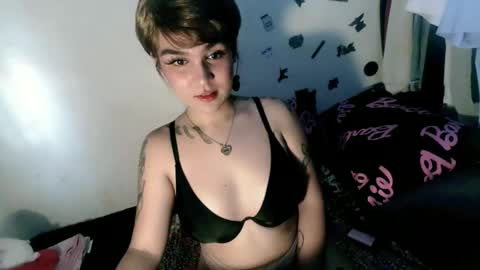 Precious online show from 06-10-26, 12:22