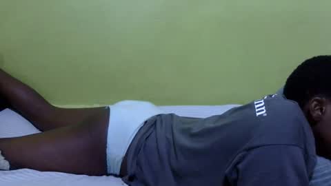 Snapshot of precious_nesh chatting on 10-29-25, 06:42 precious_nesh online show from 10-29-25, 06:42