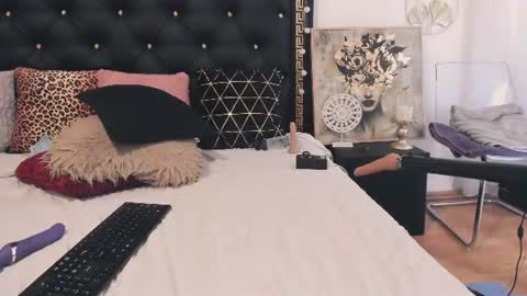 Ailyn online show from 06-29-26, 10:15